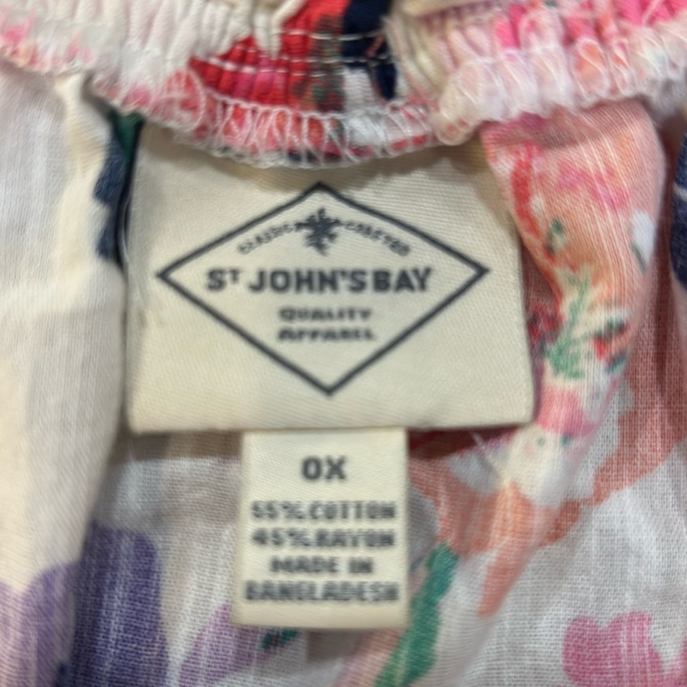 St. John’s Bay Blouse - Picture 6 of 6